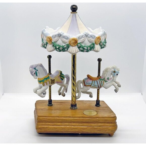 Vintage Willits Design Carousel Music Box - Picture 1 of 10